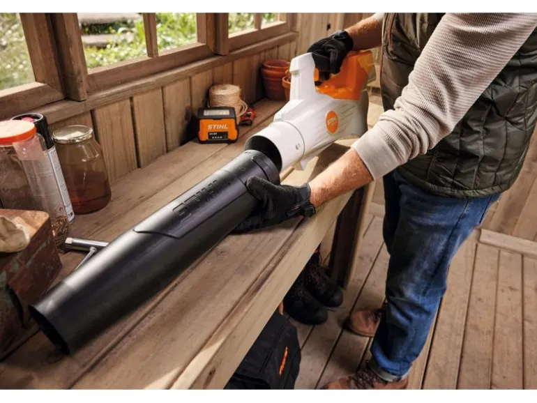 Stihl Akku-Laubbläser/-Sauger BGA 50