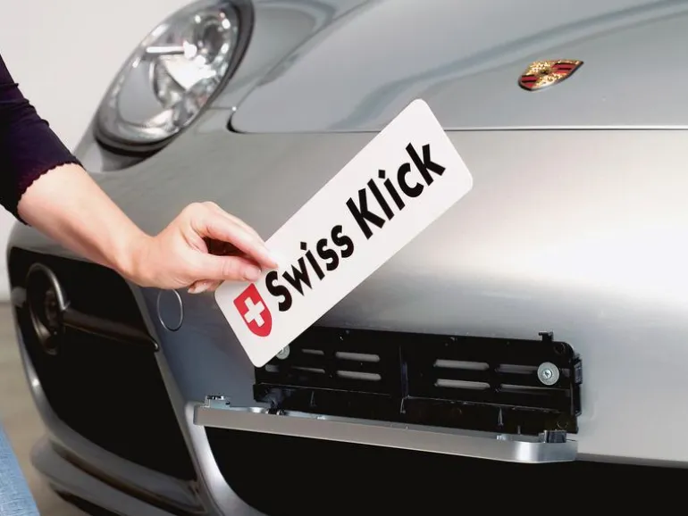 Swiss Klick Kennzeichenhalterset Langformat Schwarz
