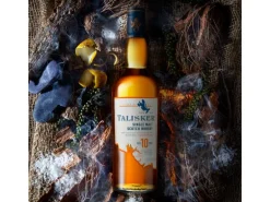 Talisker Whisky Single Malt Scotch 10 Jahre 0.7 l