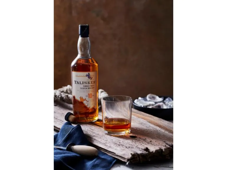 Talisker Whisky Single Malt Scotch 10 Jahre 0.7 l