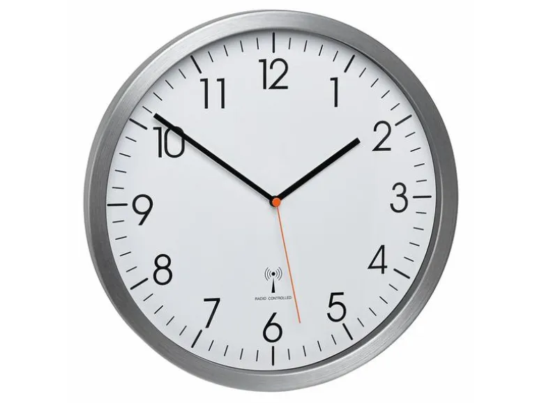 TFA Dostmann Funk-Wanduhr Silber