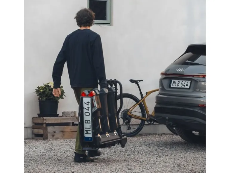 Thule Anhängerkupplungsträger EASYFOLD 3 Schwarz 3-Bike