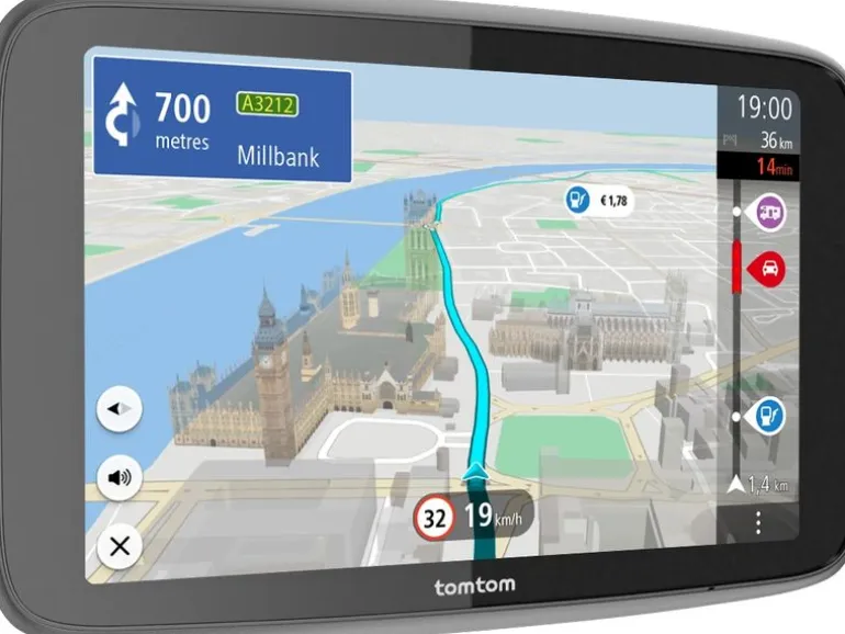 TomTom Navigationsgerät GO Camper Max