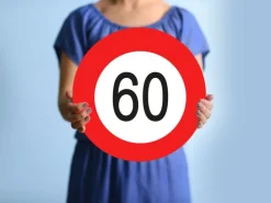 Trendcompany Verkehrsschild zum 60. Geburtstag 45 cm