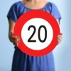 Trendcompany Verkehrsschild zum 20. Geburtstag 45 cm