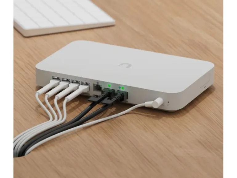 Ubiquiti Cloud Gateway Fiber