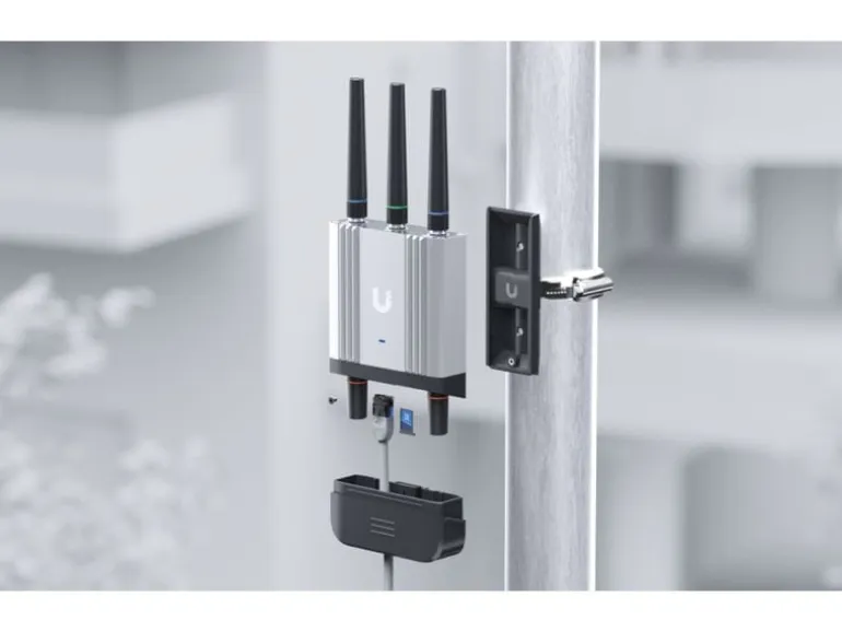 Ubiquiti LTE-Industrie-Router UMR-INDUSTRIAL