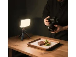 Ulanzi K20RGB LED Videolicht, RGB, 20W, Akku
