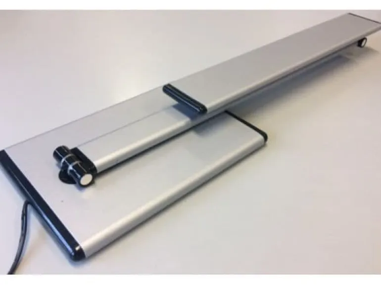 UNiLUX Schreibtischleuchte Terra 680 lm, Grau