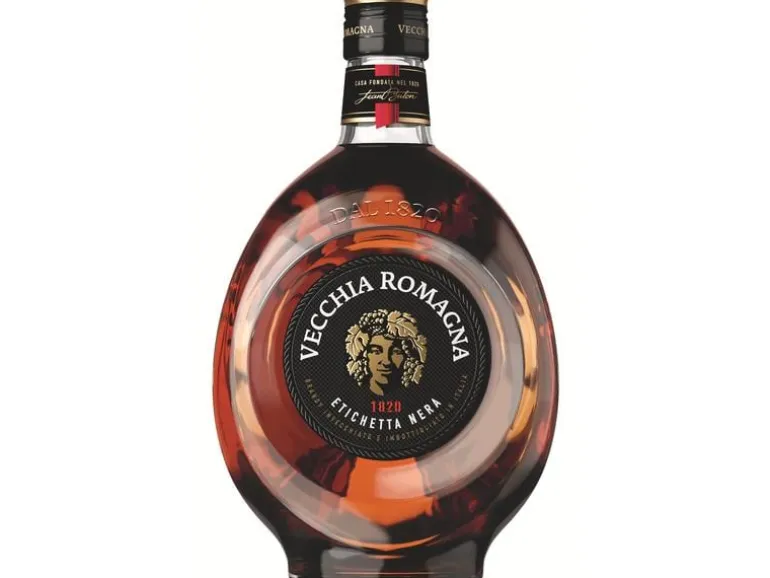Vecchia Romagna Vecchia Romagna Etichetta Nera 0.7 l