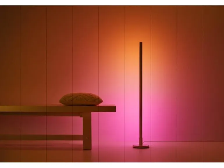 WiZ Pole Floor Light Stehleuchte Tunable White & Color