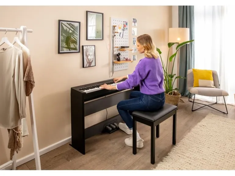 Yamaha E-Piano P-145BT