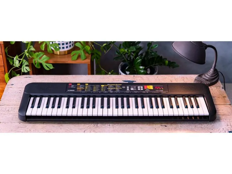Yamaha Keyboard PSR-F52