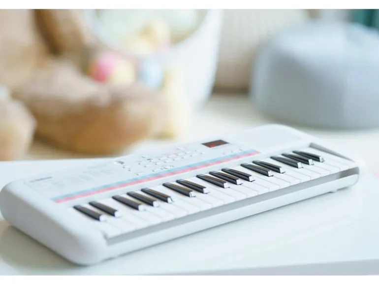 Yamaha Mini Keyboard Remie PSS-E30