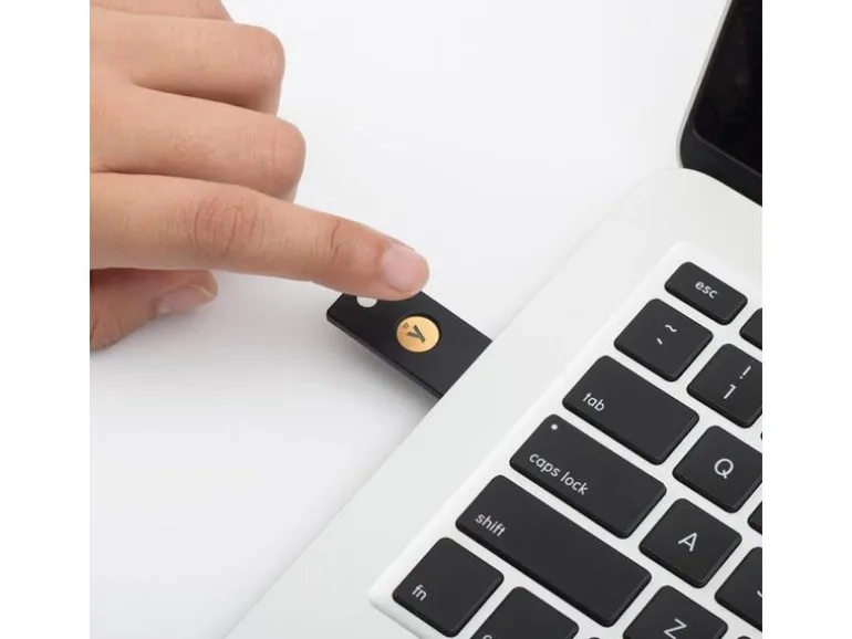 Yubico YubiKey 5 NFC FIPS FW 5.4 USB-A, 1 Stück